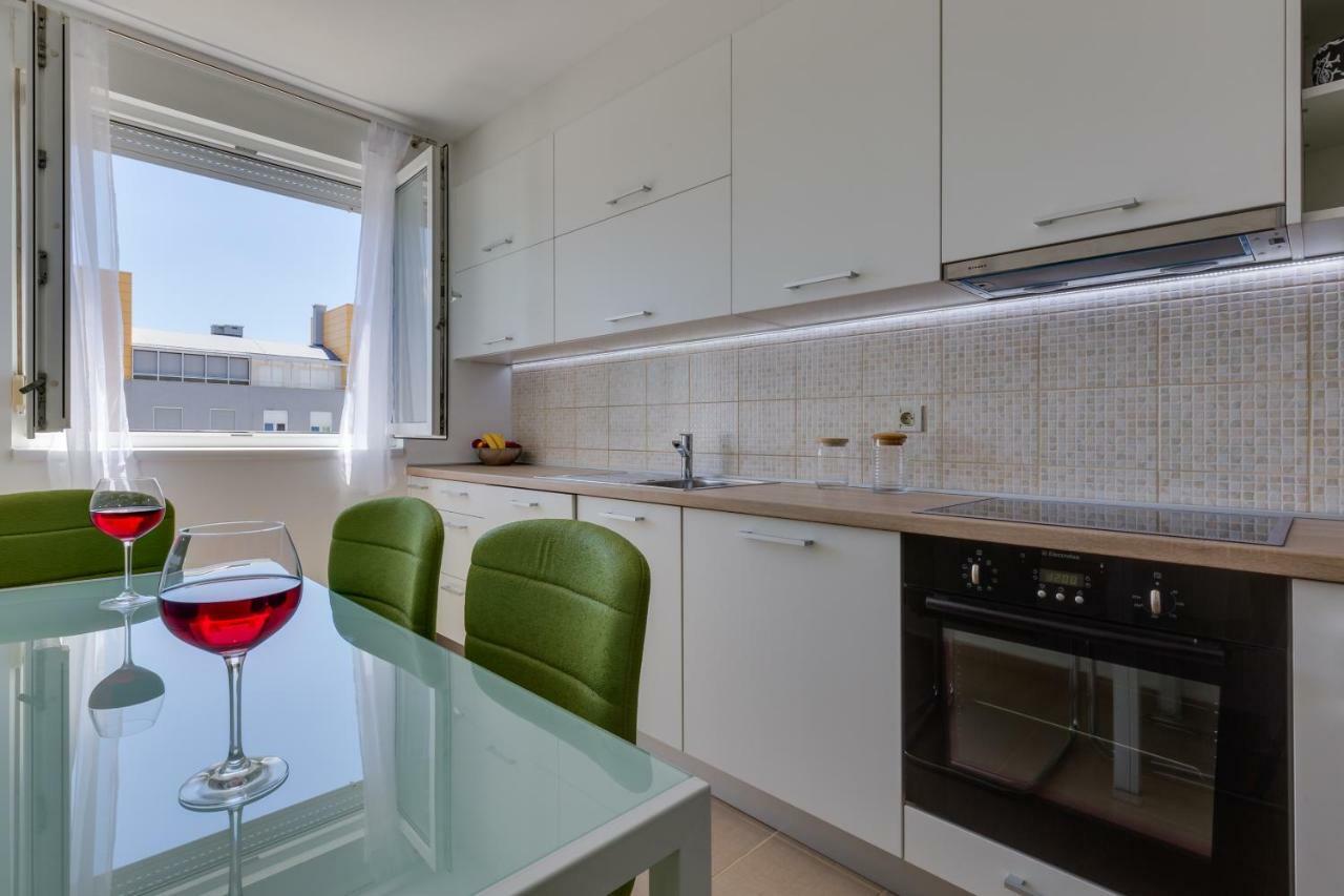 Apartment Pavic - Private Parking Zadar Luaran gambar
